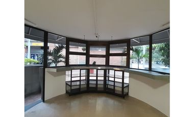 Local en Arriendo Guayabal, Terminal del Sur Medellín 27 m²