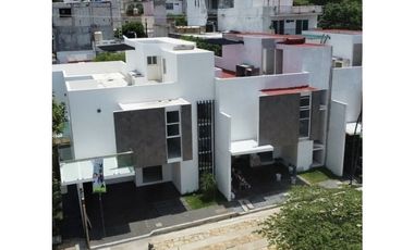CASA ESPACIOSA EN LADERAS DE LA LOMA