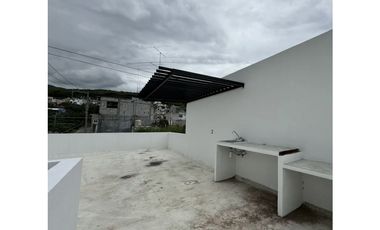 CASA ESPACIOSA EN LADERAS DE LA LOMA