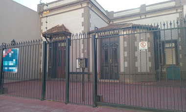 Casa de estilo, inmejorable estado, totalmente reciclada.