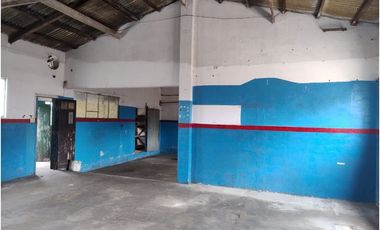 GALPON TALLER con VIVIENDA A RECICLAR - JUNCAL y AYACUCHO
