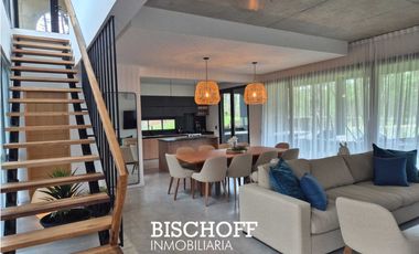 VENTA DE CASA EN BARRIO PRIVADO PIONEROS