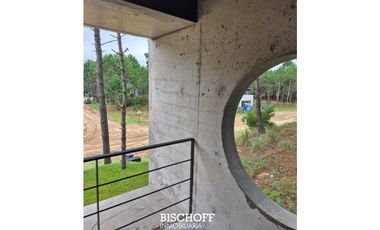 VENTA DE CASA EN BARRIO PRIVADO PIONEROS