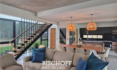 VENTA DE CASA EN BARRIO PRIVADO PIONEROS