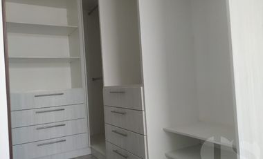 CASA EN VENTA EN SUR DE MANTA