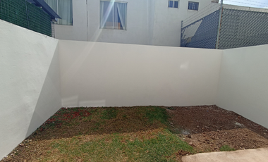 Venta de Casa en fraccionamiento Sandara, San Miguel Zinacantepec
