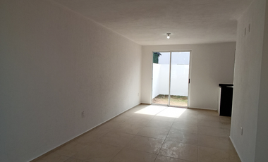 Venta de Casa en fraccionamiento Sandara, San Miguel Zinacantepec
