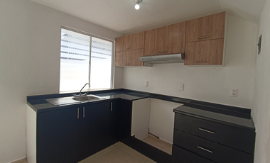Venta de Casa en fraccionamiento Sandara, San Miguel Zinacantepec