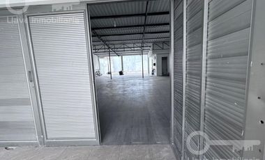 Bodega  en renta ubicada en  Francisco I Madero, Col. Guadalupe Victoria, en Coatzacoalcos, Veracruz.