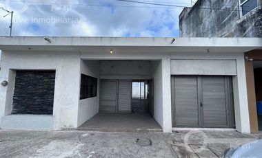 Bodega  en renta ubicada en  Francisco I Madero, Col. Guadalupe Victoria, en Coatzacoalcos, Veracruz.