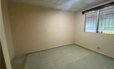 VENTA DE CASA EN LA ARBOLEDA  3 RECAMARAS ESPACIO DE BARBACOA