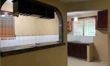 VENTA DE CASA EN LA ARBOLEDA  3 RECAMARAS ESPACIO DE BARBACOA