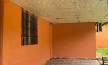 VENTA DE CASA EN LA ARBOLEDA  3 RECAMARAS ESPACIO DE BARBACOA