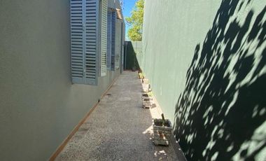 Casa en alquiler en Lanus Este