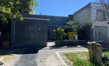 Casa en alquiler en Lanus Este