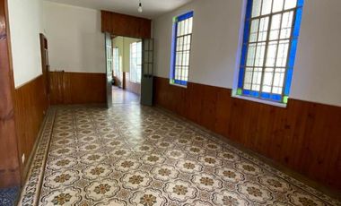 Casa en alquiler en Lanus Este
