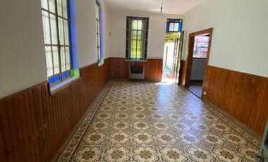Casa en alquiler en Lanus Este