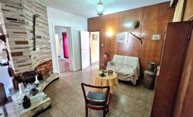 Casa en venta en Remedios de Escalada Oeste
