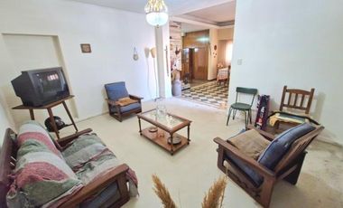 Casa en venta en Remedios de Escalada Oeste