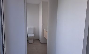 Oficina en Venta en Luis Carrara con las Hualtatas