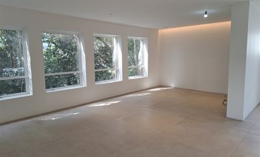 Oficina en Venta en Luis Carrara con las Hualtatas