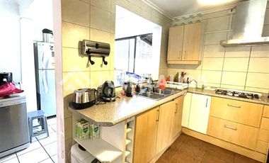 Casa en Venta en Luis Pasteur/ manquehue