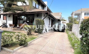 Casa en Venta en Luis Pasteur/ manquehue