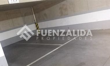 Estacionamiento en Venta en Av. Holanda / Av. Los Leones