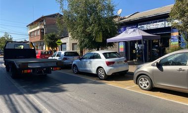 Local Comercial en Venta en Carrera Pinto