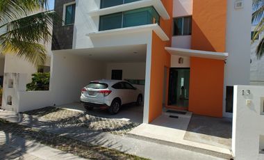 CASA EN RENTA EN PRIVADA LA ESPERANZA