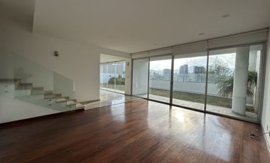 PRECIOSA CASA EN RENTA EN VILLA MAGNA, LOMAS COUNTRY!!