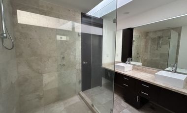 PRECIOSA CASA EN RENTA EN VILLA MAGNA, LOMAS COUNTRY!!