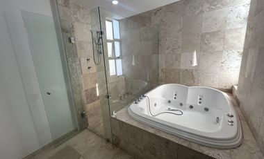 PRECIOSA CASA EN RENTA EN VILLA MAGNA, LOMAS COUNTRY!!