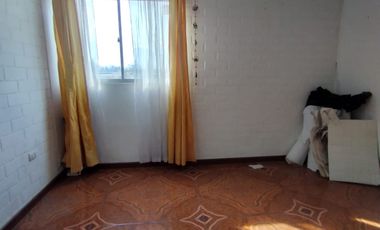 VENTA DEPARTAMENTO DE 2 PISOS EN LA PINTANA