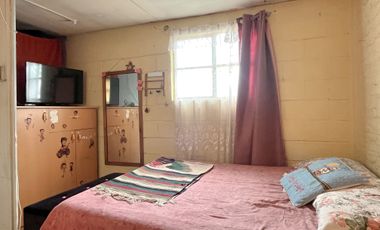 SE VENDE ACOGEDORA CASA 1D 1B, LA PINTANA