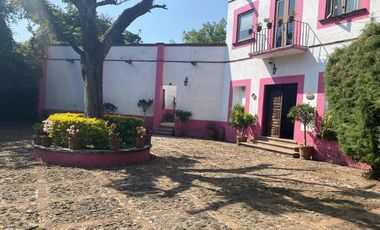 Preciosa casa de verano en camino a Tenampa