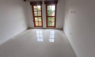 ARRIENDO de CASAS en ENVIGADO