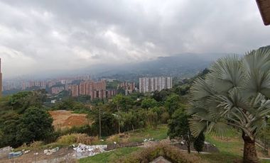 ARRIENDO de CASAS en ENVIGADO