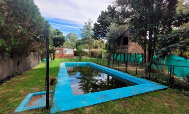 Casa con pileta en Pueblo Esther