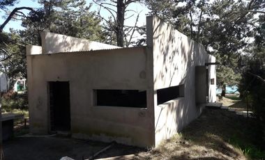 Casa a terminar en venta - 2 Dormitorios 2 Baños - 705Mts2 - Costa del Este