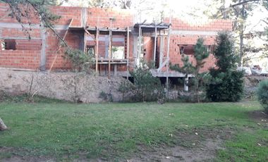Casa a terminar en venta - 2 Dormitorios 2 Baños - 705Mts2 - Costa del Este
