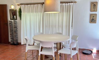 Encantadora casa quinta a la venta en el prestigioso barrio La Araucaria| Lobos
