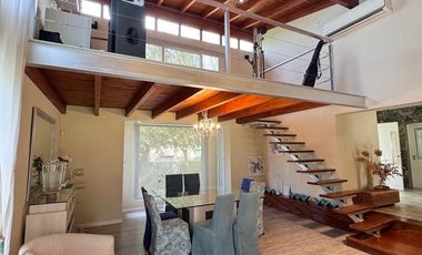 Casa en Venta de 4 Dormitorios, Country El Bosque con Pileta y Cava de Vino