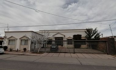 Parques de San Felipe amplia casa en excelente ubicacion