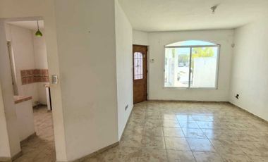 CASA EN VENTA EN PRIVADA EN CIUDAD DEL CARMEN