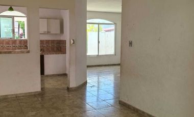 CASA EN VENTA EN PRIVADA EN CIUDAD DEL CARMEN