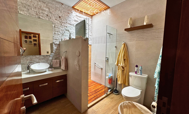 RESIDENCIA EN VENTA EN VALLE REAL, ZAPOPAN