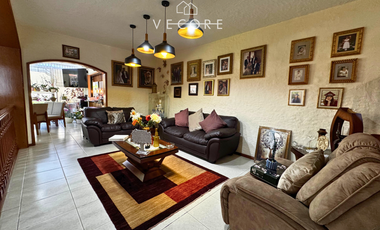 RESIDENCIA EN VENTA EN VALLE REAL, ZAPOPAN