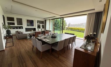 Casa en renta en Bosque real, con o sin muebles