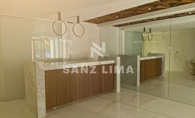 Alameda: Magnifico local para restaurante, corporativo en edificio inteligente.